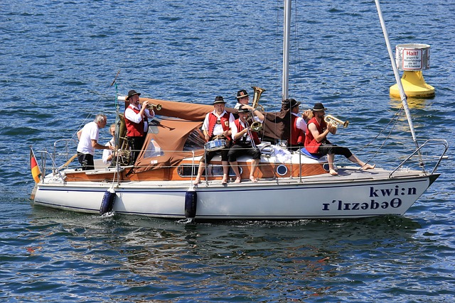 根据法新社 根据法新社